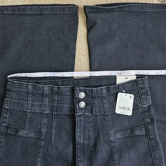NWT Free People Jayde Flare Jeans - Picture 5 of 11